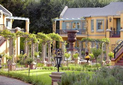 Villas with fountain terrace and mountain views