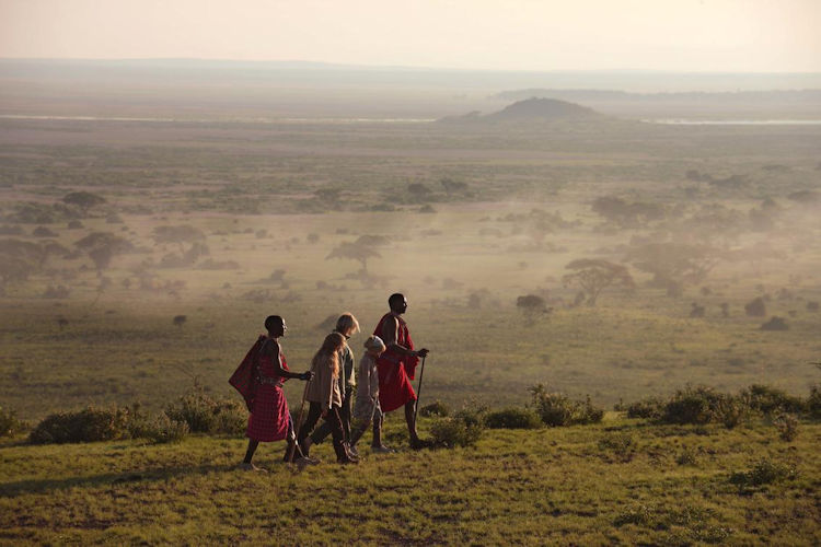 Planning Kenya safari itinerary 10 days map national parks game drives cultural experiences