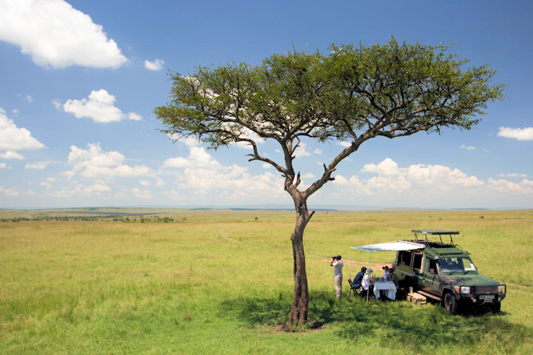 Elewana Sand River Masai Mara 4-poster beds outdoor showers vintage 1920s romance flood plains Kenya