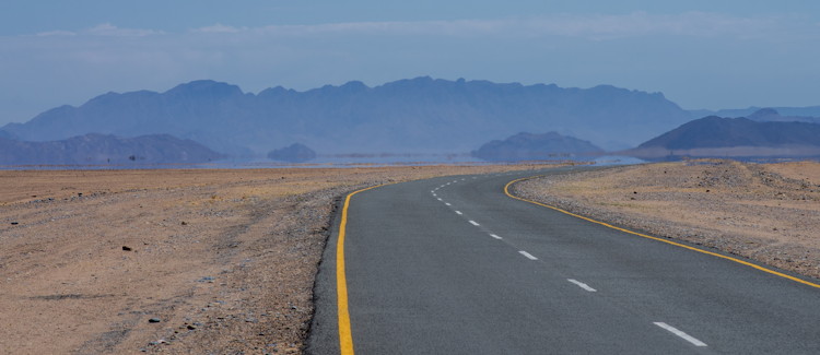 Road to Sossusvlei Namibia 4x4 soft sand Deadvlei last 5km parking Sossusvlei Namib Desert