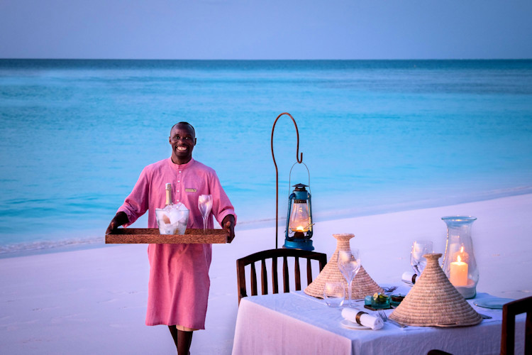 Zanzibar cuisine spice-influenced seafood curry biryani samosa Forodhani Gardens Night Market cooking class