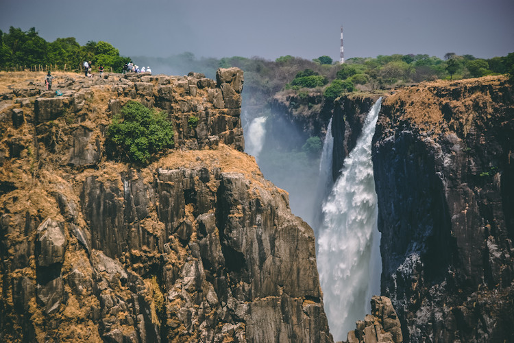 Devil's Pool Victoria Falls Zimbabwe access border crossing Zambia day tripper visa Livingstone Island
