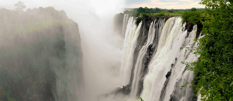 Victoria Falls Zambia Livingstone Mosi-oa-Tunya Seven Natural Wonders World Zambezi River adventure