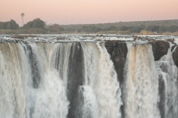 Zambezi River fourth largest Africa white water rafting 24 rapids Grade 5 bungee jumping Zimbabwe