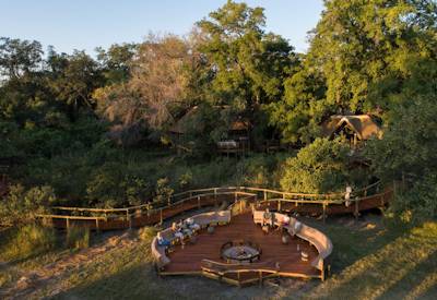 Outdoor fire pit