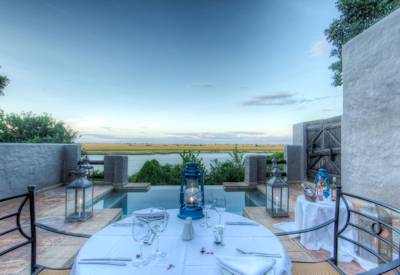 Private plunge pool and dining area
