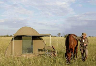 Xau Xai Fly Camp overnight horse riding Makgadikgadi Pans mopane woodland Botswana