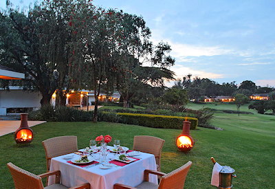 Dining out on those manicure lawns