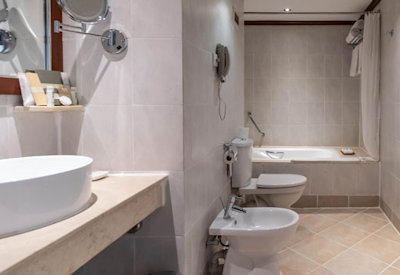 Large and clean bthroon facilities