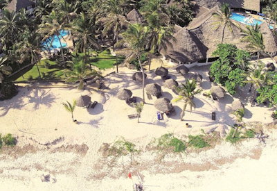 Surrounded by the indian Ocean
