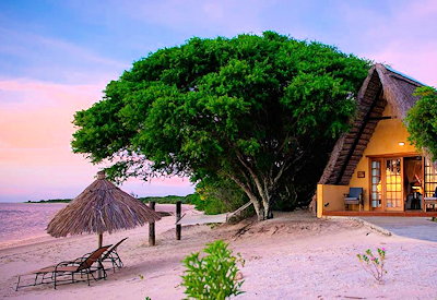 Pestana Bazaruto Lodge Flamingo Restaurant African drum dinner seafood Bazaruto Mozambique