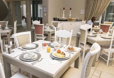 Breakfast room with coffee maker