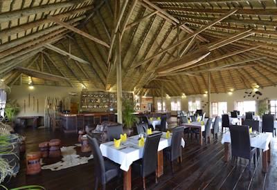Main indoor dining area with internet access