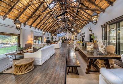 Thatched central guest area with curio shop