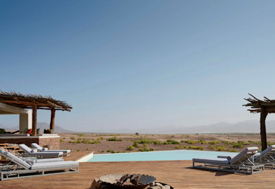 Swimming pool and game drives
