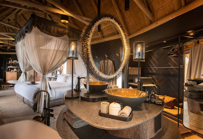 Guest suiteswith a king size bed
