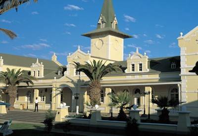 Rostock Ritz Desert Lodge hillside Rotstock Mountains Namib dune panorama Namibia