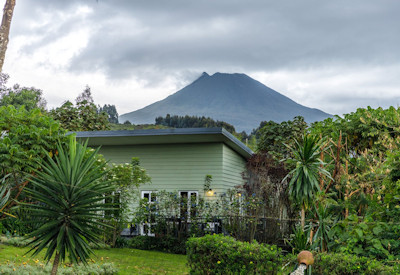 Amakoro Songa Lodge 8 intimate chalets closest Volcanoes National Park HQ Rwanda