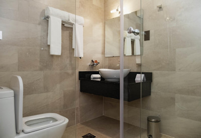 Mantis Kivu Marina Bay Hotel en-suite bathroom shower Cyangugu Lake Kivu Rwanda