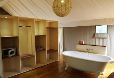 Ruzizi Tented Camp large en-suite bathroom hot cold running water Rwanda