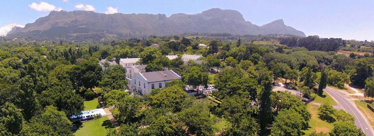 Alphen Boutique Hotel