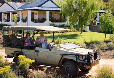 Game drives into the amazing and scenic karoo