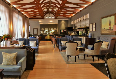 Main lounge area with bar