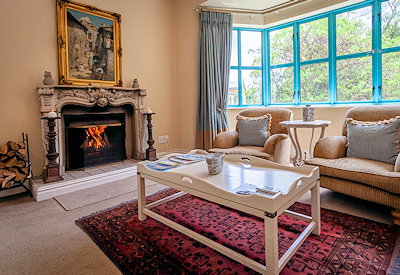 Private lounge with satellite tv area