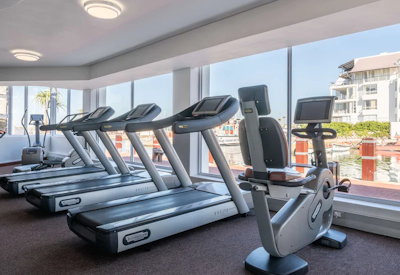Free parking and gym facilities