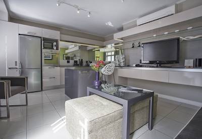 All suite hotel with classic family villas and apartments