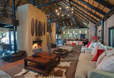 Central guest lounge area at Kariega River Lodge Kariega Private Game Reserve Eastern Cape