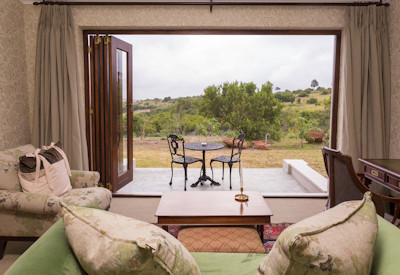 Villa with wide stack doors opening