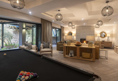 Spa treatment rooms with hydrobath and sauna at Shamwari Eagles Crag Lodge Eastern Cape