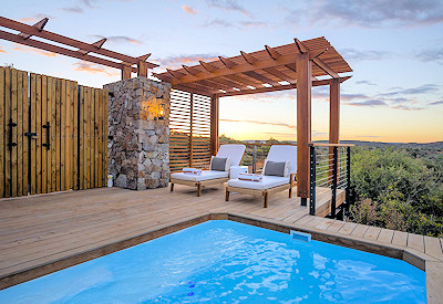 Private plunge pool with sweeping Eastern Cape plains views at Shamwari Sindile Shamwari Reserve