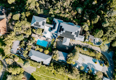 Located on Knysna's Kanonkop Hill