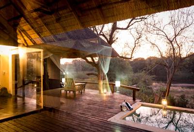 Safari lodge with views over the Olifants River