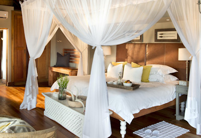 Beautiful thatched safari suites