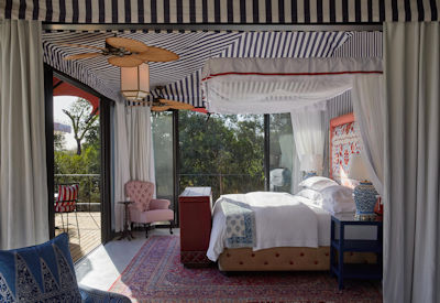 With only 6 luxury tented suites