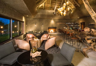 Central guest area lounge