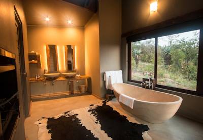 Luxury en-suite bathroom at Rhino Ridge Safari Lodge Hluhluwe-Imfolozi KwaZulu-Natal
