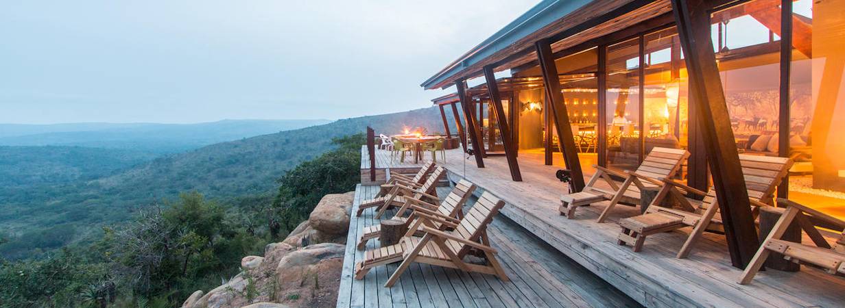 Rhino Ridge Safari Lodge