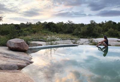 Open vehicle Big Five game drive Londolozi Varty Camp Sabi Sand fly-in safari South Africa