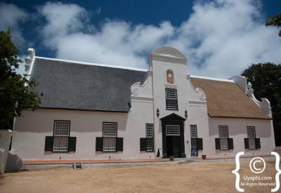Constantia Winelands Cape Town Bistro 1682 Steenberg tapas contemporary architecture vineyard mountains