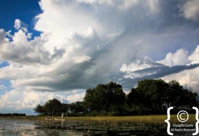 Botswana dawn golden hour flat landscape scenery photography Okavango Kalahari