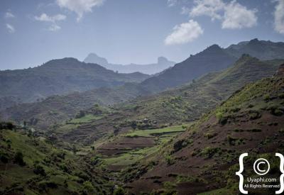 Lalibela Ethiopia extraordinary landscape rocky highland terrain photography Uyaphi
