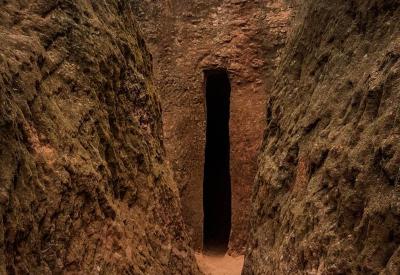 Lalibela Northern Cluster honing skills workers ancient cathedral Ethiopia photography Uyaphi
