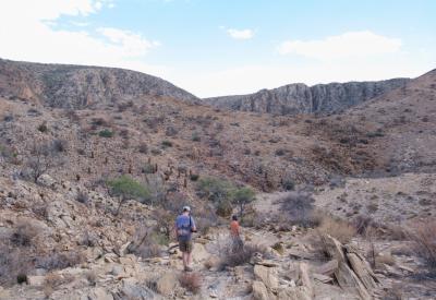 Steep descent 4x4 track BullsPort Rock Arch Namib Naukluft Namibia adventure tour