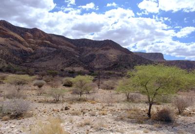 BullsPort Rock Arch steep 4x4 track Namib Naukluft Mountains vertigo Namibia photography