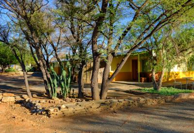 Büllsport Guestfarm highly recommended budget Naukluft Mountains Sossusvlei Namibia