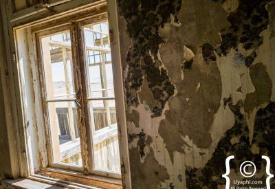 Kolmanskop sand patterns tiled floor abandoned diamond town Luderitz Namibia